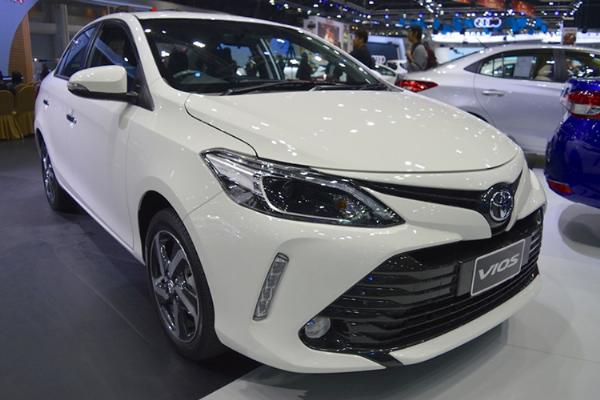 XE 4 CHỖ TOYOTA VIOS CÓ TÀI GIÁ 900.000đ 